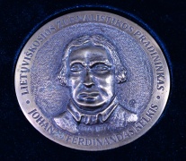Eugenijaus Maciaus nuotr.: Johano Ferdinando Kelkio, lietuviškosios žurnalistikos pradininko  (1801-1877), medalis